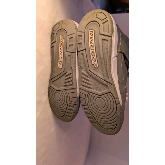 NIKE AIR JORDAN FLIGHT 45 HIGH MAX COOL GREY-WHITE SZ 4.5 (YTH) RARE! 524865-014 - Picture 13 of 15